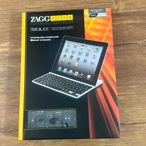 SOLO ZAGG KEYS STAND-ALONE iPAD 2 & GALAXY TAB 10.1 KEYBOARD NEW NEVER USED